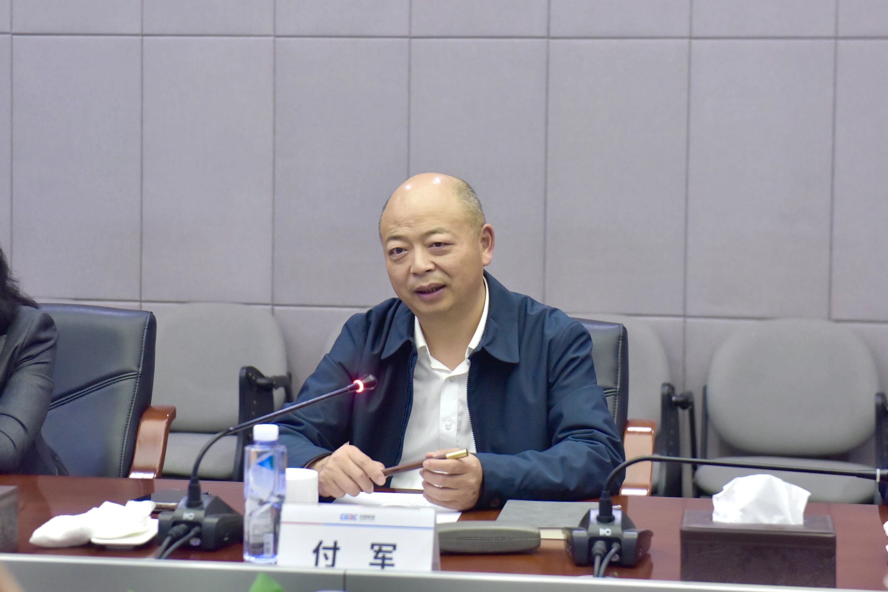 不朽情缘智能与易普力开展座谈交流，谱写互利共赢新篇章