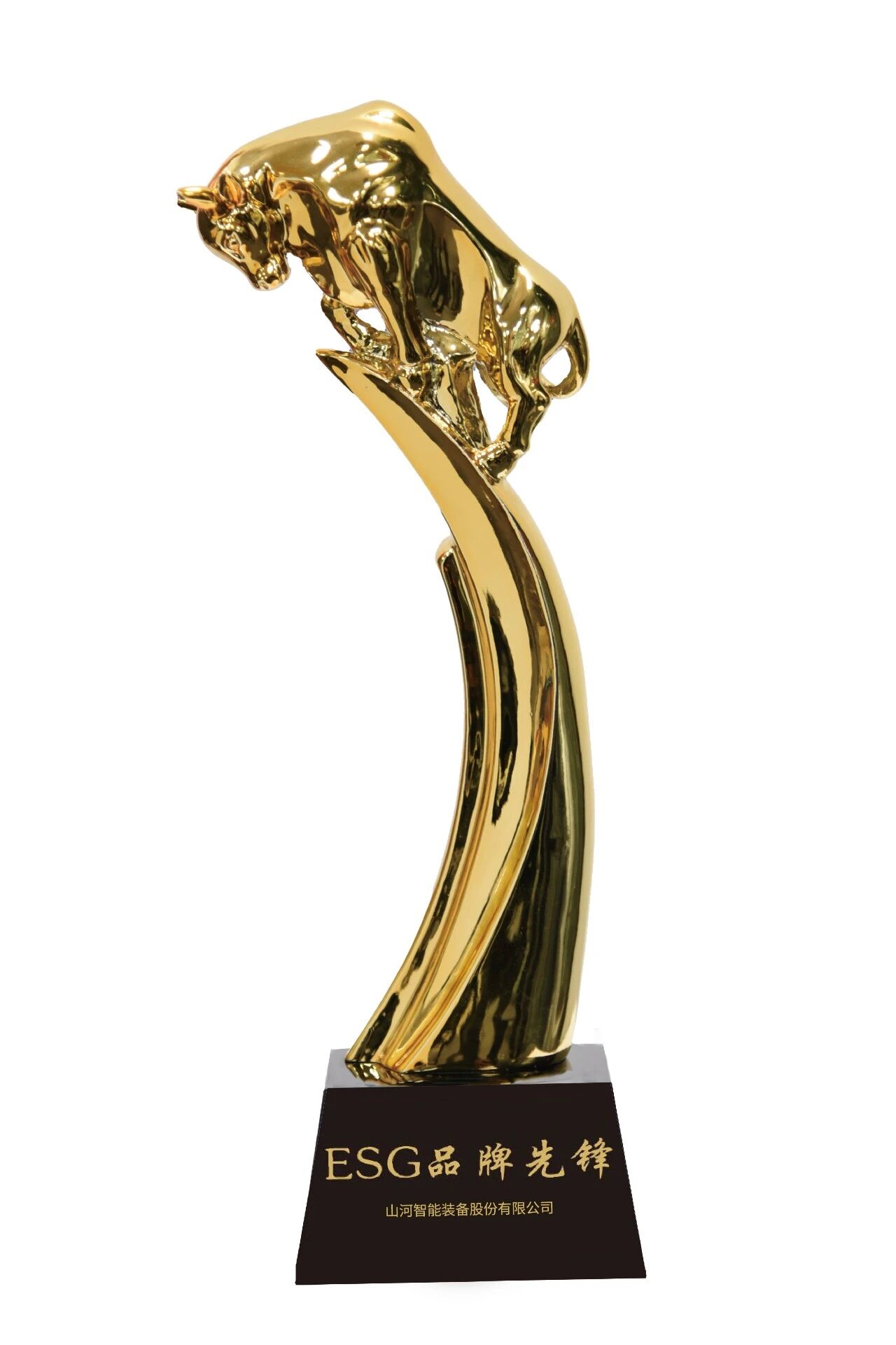 不朽情缘智能荣获“2025责任鲸牛奖?ESG品牌先锋”