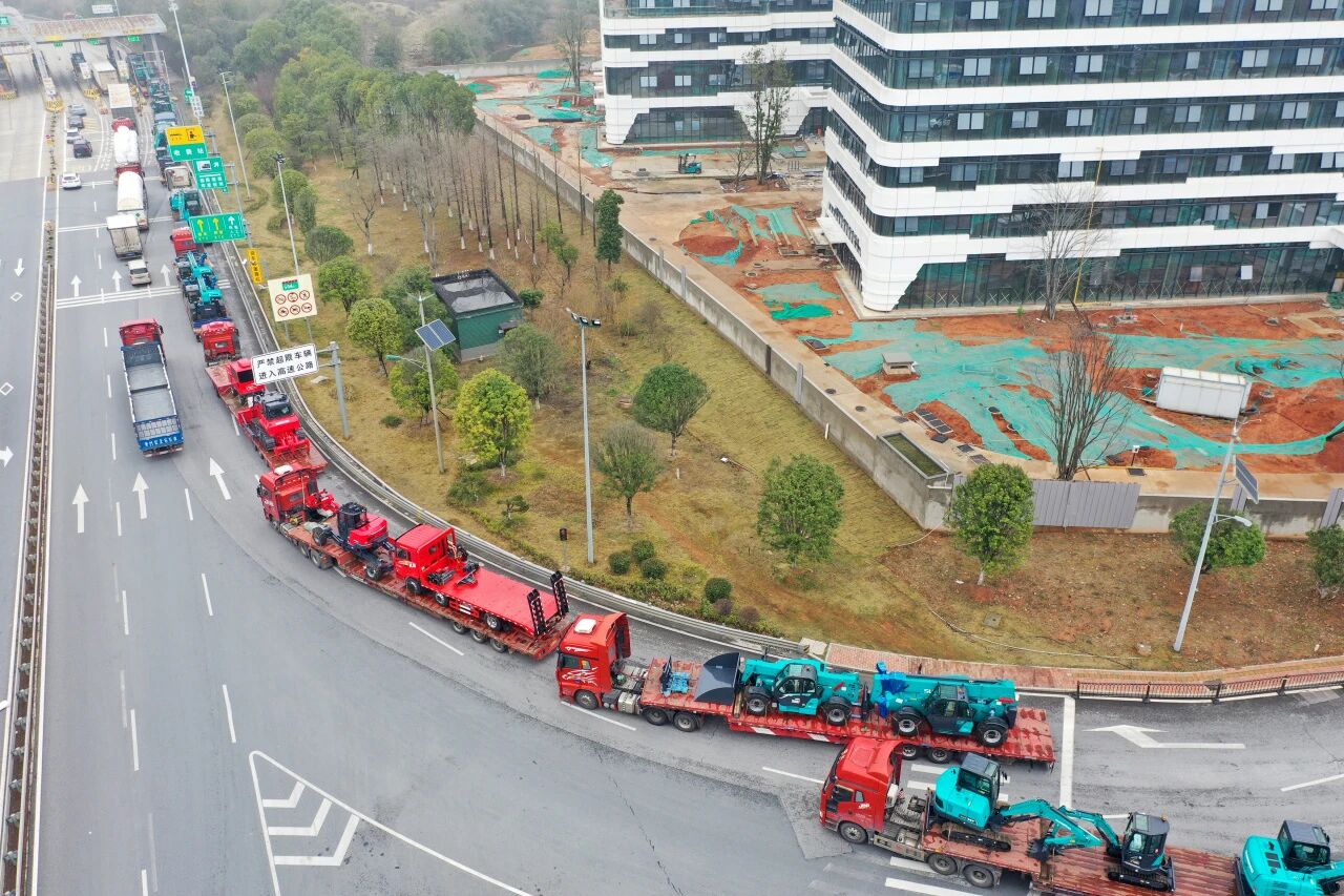 不朽情缘智能举行2026年正月系列发货仪式，过亿元设备奔赴全球